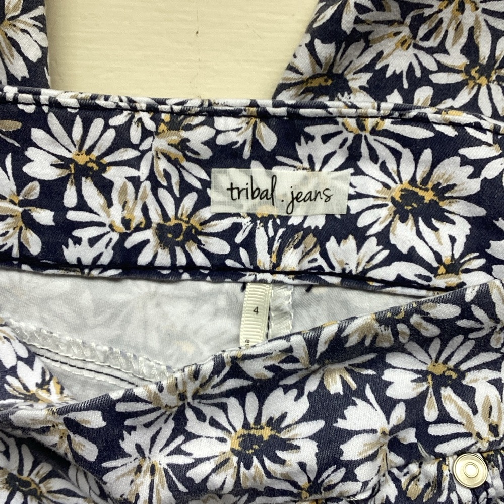 Tribal Jeans Floral Print Pants